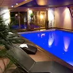 Le Rocher Blanc Hotel 3*