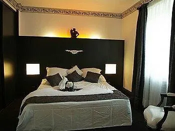 Le Rocher Blanc Hotell